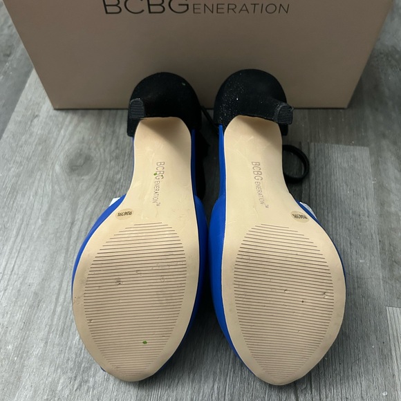 BCBGeneration Vivid Blue/Black Peep Toe High Heeled Sandals - Picture 5 of 5
